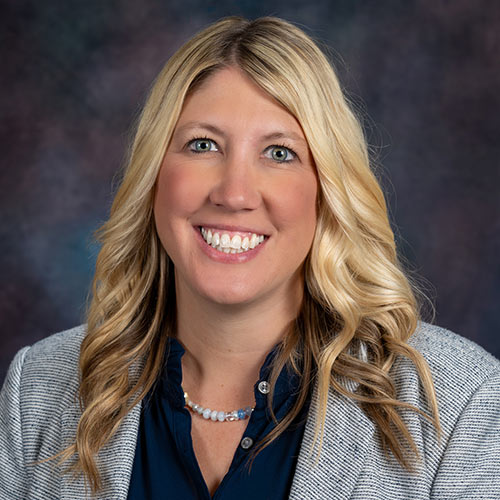Beth Masterson Headshot